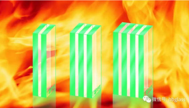 防火玻璃廠家談門(mén)窗玻璃發(fā)霉的原因